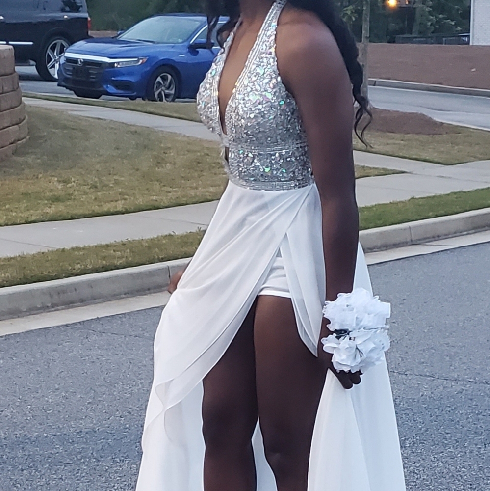 Prom Dress - Picture 2 of 4